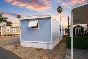 15606 S Gilbert Rd, Chandler, AZ 85225 - Photo 2
