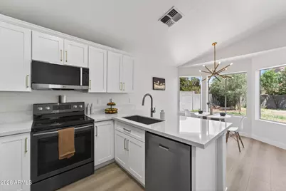 1422 E Mineral Road, Gilbert, AZ 85234 - Photo 8
