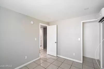703 W 1st Place # 4, Mesa, AZ 85201 - Photo 10