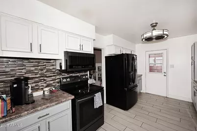 2043 W Campbell Avenue, Phoenix, AZ 85015 - Photo 16