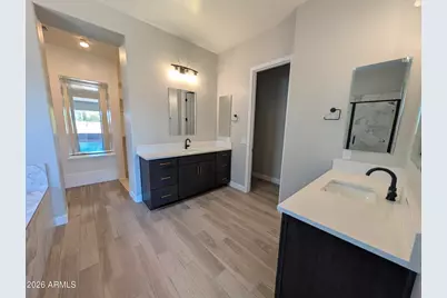 2880 E Cold Press Drive, San Tan Valley, AZ 85140 - Photo 8