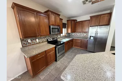 381 S 165th Drive, Goodyear, AZ 85338 - Photo 32