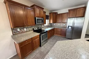 381 S 165th Dr, Goodyear, AZ 85338 - Photo 32