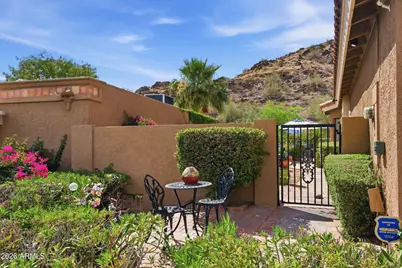1036 E Shangri La Road, Phoenix, AZ 85020 - Photo 42