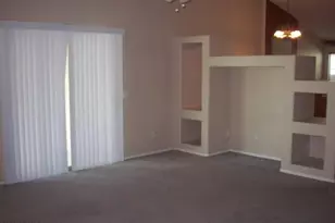 10945 W Loma Ln, Peoria, AZ 85345 - Photo 2
