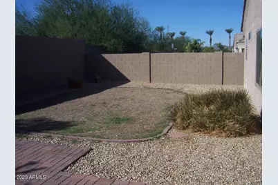10945 W Loma Lane, Peoria, AZ 85345 - Photo 2