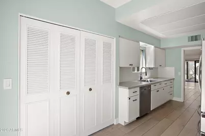 4322 N 28th Way, Phoenix, AZ 85016 - Photo 10