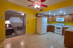 8814 W Avalon Dr, Phoenix, AZ 85037 - Photo 6