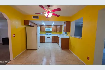8814 W Avalon Drive, Phoenix, AZ 85037 - Photo 4