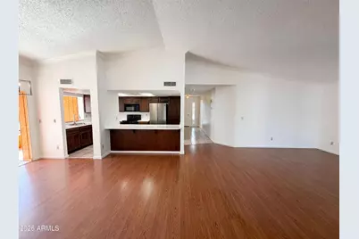 318 W Kings Avenue, Phoenix, AZ 85023 - Photo 8