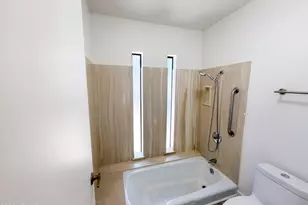 318 W Kings Ave, Phoenix, AZ 85023 - Photo 20