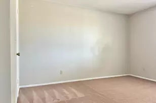 6143 W Del Rio St, Chandler, AZ 85226 - Photo 8
