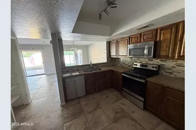 10639 N 63rd Drive, Glendale, AZ 85304 - Photo 8