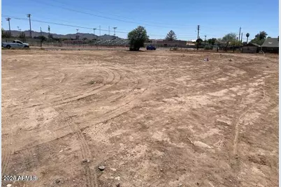 1012 E Roeser Road #27, Phoenix, AZ 85040 - Photo 2