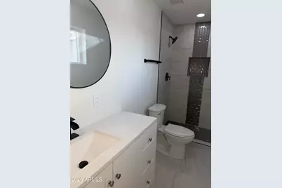5821 W Elm Street, Phoenix, AZ 85031 - Photo 10