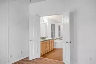 42117 N 10th St, Phoenix, AZ 85086 - Photo 16