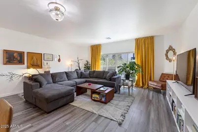 7842 N 20th Glen, Phoenix, AZ 85021 - Photo 1