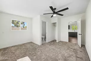 1147 E Flynn Ln, Phoenix, AZ 85014 - Photo 30