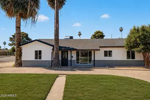1147 E Flynn Ln, Phoenix, AZ 85014 - Photo 1