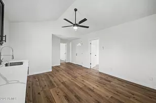 1147 E Flynn Ln, Phoenix, AZ 85014 - Photo 34