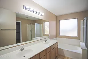 842 N Naples Dr, Chandler, AZ 85226 - Photo 30