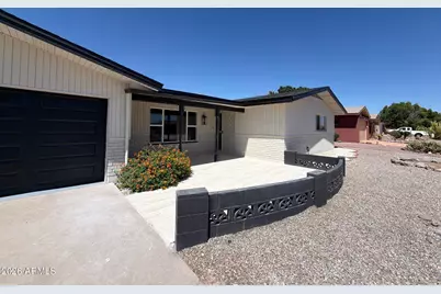 6060 E Dallas Street, Mesa, AZ 85205 - Photo 2