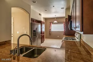 7401 W Arrowhead Clubhouse Dr, Glendale, AZ 85308 - Photo 18