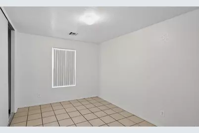 7395 W San Miguel Avenue, Glendale, AZ 85303 - Photo 8