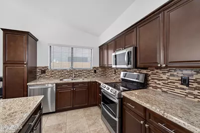 22625 N 30th Avenue, Phoenix, AZ 85027 - Photo 14