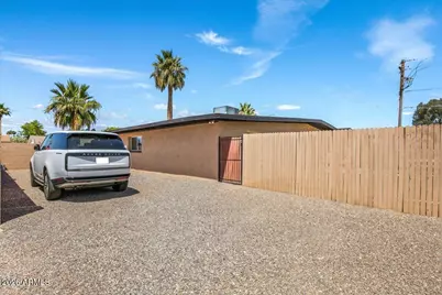 12101 N 36th Street, Phoenix, AZ 85028 - Photo 4