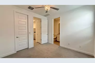 18847 W Desert Hills Drive, Surprise, AZ 85388 - Photo 22