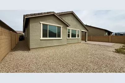 18847 W Desert Hills Drive, Surprise, AZ 85388 - Photo 32