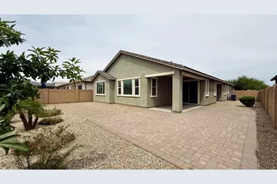 18847 W Desert Hills Drive, Surprise, AZ 85388 - Photo 34