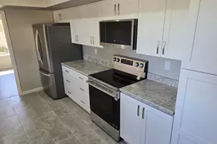 9706 W Long Hills Dr, Sun City, AZ 85351 - Photo 14
