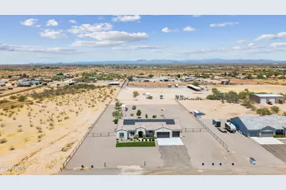 21240 W Morning Vista Drive, Wittmann, AZ 85361 - Photo 42