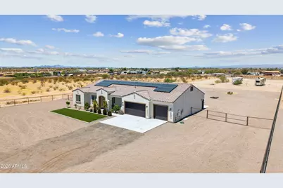 21240 W Morning Vista Drive, Wittmann, AZ 85361 - Photo 12