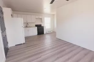 7263 W College Dr, Phoenix, AZ 85033 - Photo 8