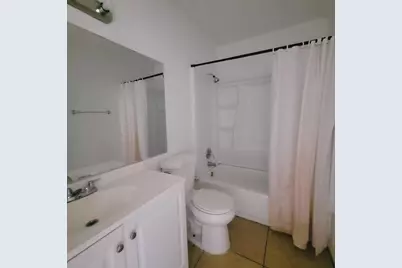4424 N 53rd Lane #Apt 4, Phoenix, AZ 85031 - Photo 10