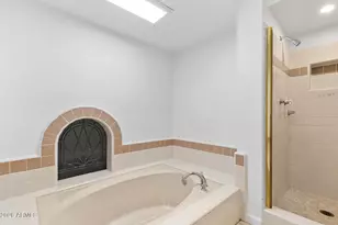 10805 N 9th Pl, Phoenix, AZ 85020 - Photo 18