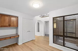 10805 N 9th Pl, Phoenix, AZ 85020 - Photo 8