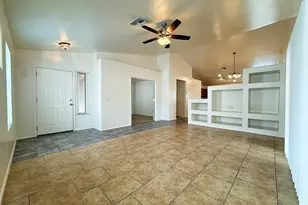 8062 N 109th Dr, Peoria, AZ 85345 - Photo 4