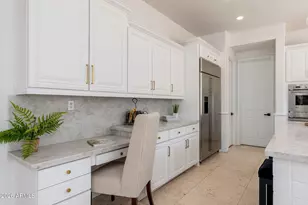 3817 E Tracker Trail, Phoenix, AZ 85050 - Photo 18
