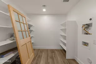 5745 N 13th Pl, Phoenix, AZ 85014 - Photo 12