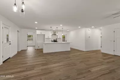 5745 N 13th Place, Phoenix, AZ 85014 - Photo 4