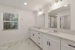5745 N 13th Pl, Phoenix, AZ 85014 - Photo 18