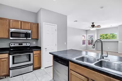 45071 W Yucca Lane, Maricopa, AZ 85139 - Photo 12
