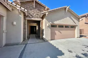 638 E Charlevoix Ave, Gilbert, AZ 85297 - Photo 2