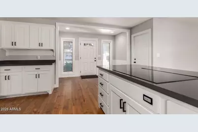 607 W 15th Street, Tempe, AZ 85281 - Photo 6
