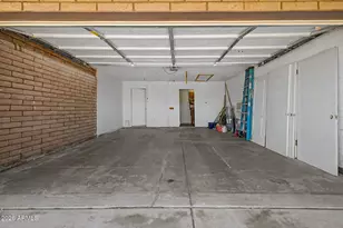 4557 W Columbine Dr, Glendale, AZ 85304 - Photo 32