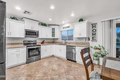 22602 W Yavapai Street, Buckeye, AZ 85326 - Photo 8